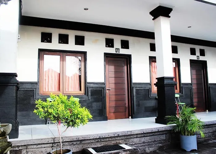 Sarma Kuta Lombok